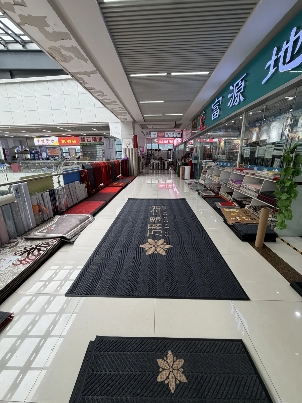 万科锦上兰台地毯项目现场1